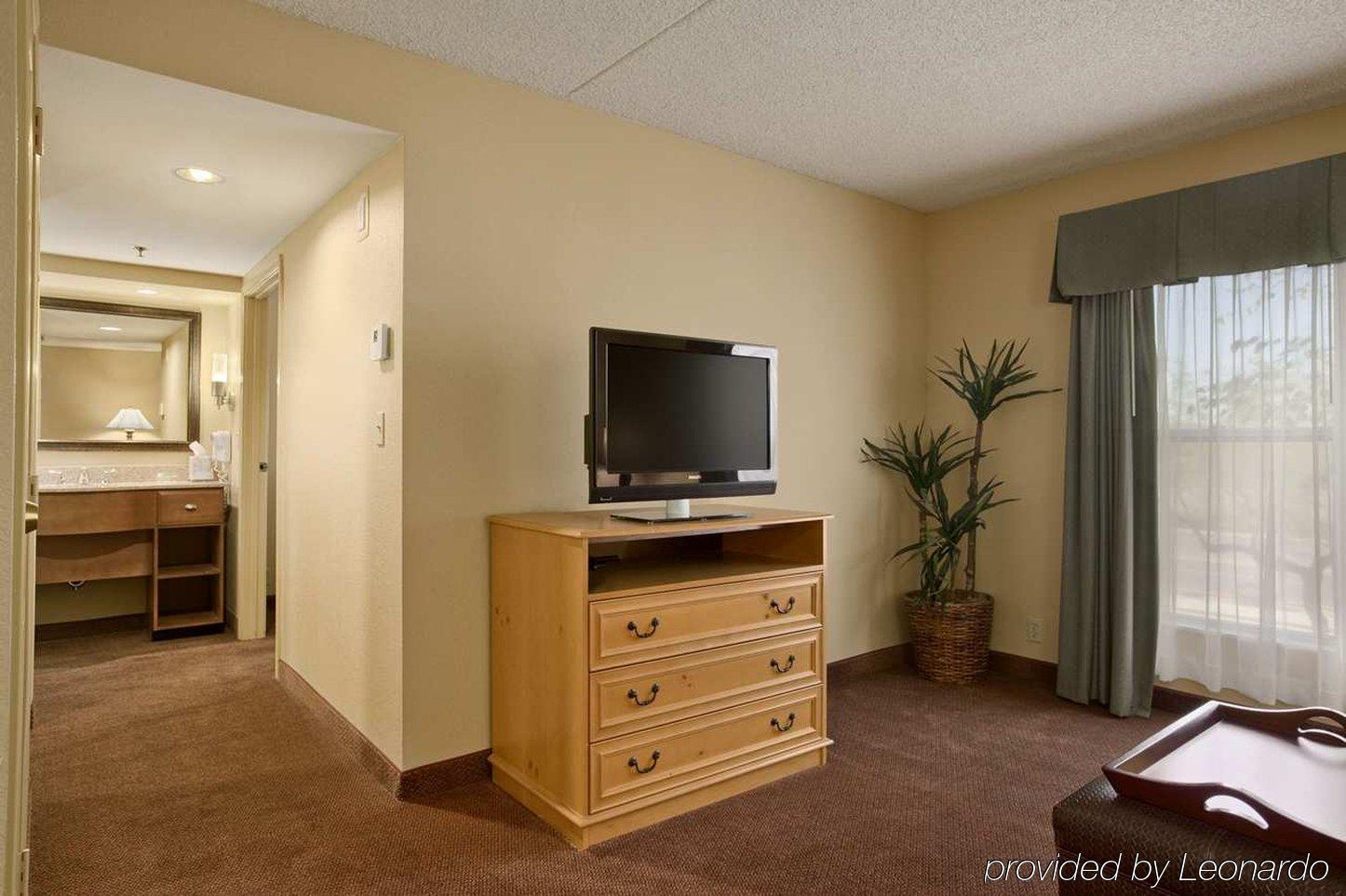 Homewood Suites By Hilton Phoenix-Biltmore Room photo